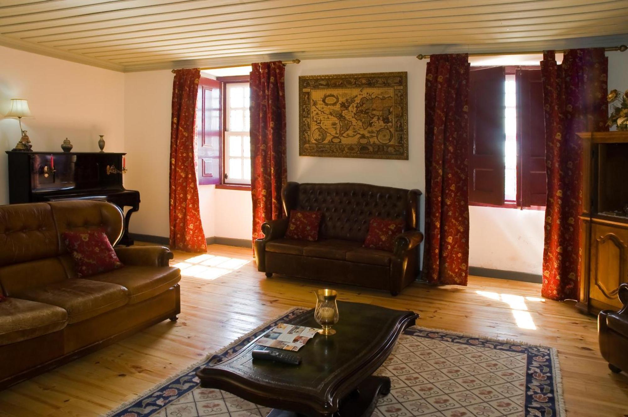 Solar Dos Caldeira E Bourbon Guest House Zebras Екстериор снимка